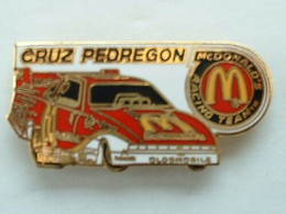 PIN'S MC DONALD'S RACING TEAM- DRAGSTER - CRUZ PEREGON - SIGNE MFS - McDonald's