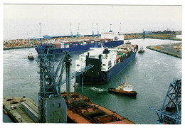 Ref 1513 -  Shipping Maritime Postcard - Alexandra Towing Co. 4 Tugs Assisting At Liverpool - Tugboats