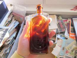 Old Glass Bottle Hemostyl Du Dr Roussel Paris - Matériel Médical & Dentaire