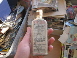 Old Glass Bottle Aphloine Trouette Perret Paris  Specifican Lek Beograd A Goldstein E Rabinovici - Medical & Dental Equipment