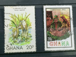 Ghana - 1982  -  2 Different Stamps -   Used ( D) - Ghana (1957-...)