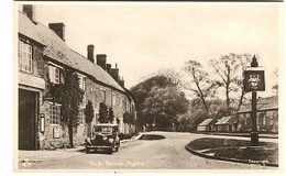 Aynho Old Car In High Street Ayno 6 TUCK's Postcard - Northamptonshire