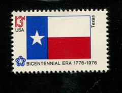 206112197  1976 (XX) POSTFRIS MINT NEVER HINGED  SCOTT  1660  Flag American Bicentennial TEXAS - Nuevos