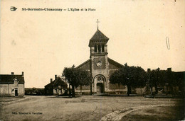 St Germain Chassenay * La Place De L'église Du Village - Other & Unclassified