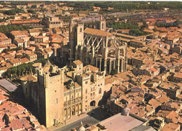 NARBONNE VUE AERIENNE SUR L'HOTEL DE VILLE LA CATHEDRALE SAINT JUST LE PALAIS DU TRAVAIL 1980 - Narbonne