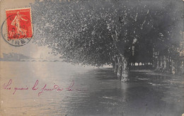 Gien     45          Le Quai Jour De La Crue . Carte Photo      (voir Scan) - Gien