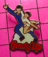 922 Pin's Pins / Beau Et Rare / THEME SPORTS / PATINAGE ARTISTIQUE YAOURT CANDY'UP JEUX OLYMPIQUES - Skating (Figure)