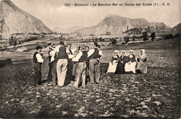 Briançon * Le Bacchur Ber Ou La Danse Des épées* Folklore Local * Coiffe Bretonne - Briancon