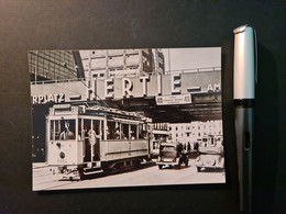 Berlin, Alexanderplatz 1940, Staßenbahn Line 65 Und Straßenverkehr, Foto-Abzug, S/w 10 X 15 Cm - Trains