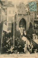 Dreux * 1905 * Procession De La Fête Dieu , La Bénédiction Au Reposoir De La Grande Rue - Dreux