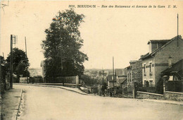 Meudon * La Rue Des Ruisseaux Et Avenue De La Gare - Meudon