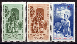 Inde PA 1942 Yvert 7 / 9 ** TB PEIQI Coin De Feuille - Nuovi