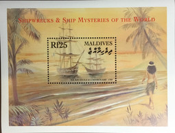 Maldives 2001 Shipwrecks Ships Minisheet MNH - Maldives (1965-...)
