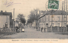 Montargis            45          Passage à Niveau De La Gare. La Chaussée         (voir Scan) - Montargis