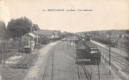 Montargis            45        Vue Intérieure  De La Gare.    Train     (voir Scan) - Montargis