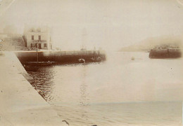 Belle Ile En Mer * Grande Photo Albuminée Circa 1870/1895 * Hôtel Du Phare * Jetée Bateaux De Pêche - Belle Ile En Mer