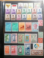 Timbres D'Indonésie - Collections, Lots & Séries