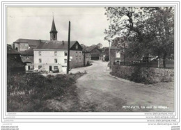 PETIT - FAYS ..--  Un Coin Du Village . - Bievre