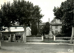 La Redorte * Débit De Tabac Tabacs TABAC Journaux La Dépêche Midi Libre , Place Et Le Monument Aux Morts - Autres & Non Classés