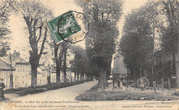 Pithiviers            45      Le Mail Est.  Une Corderie              (voir Scan) - Autres & Non Classés