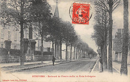 Pithiviers            45      Boulevard Du Chemin De Fer Et Ecole Saint- Grégoire (défaut )      (voir Scan) - Autres & Non Classés