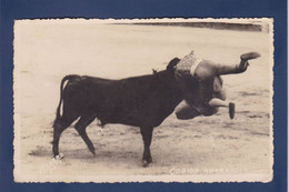 CPA Corrida Sport Tauromachie Carte Photo Circulé - Stierkampf