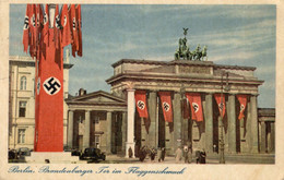 Postkarte Deutsches Reich Propaganda Berlin Brandenburger Tor Im Flaggenschmuck - Zonder Classificatie