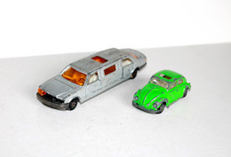 2 MAJORETTE: LIMOUSINE MERCEDES N326 1/58 + VOLKSWAGEN 1302 N203 COCCINELLE 1/60 MINIATURE AUTOMOBILE        (030122.15) - Majorette