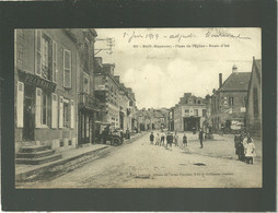 53 Bais Place De L'église Route D'izé édit. Pavy Legeard N° 881 , Pharmacie , Automobile Sortant De La Cour De L'hôtel - Bais