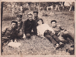 RUSSIA  #7037 PHOTO. RED ARMYS. RAILROAD WORKERS ON THE GRASS. RELAXATION.  *** - Other