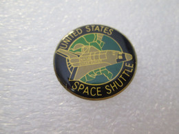 PIN'S     UNITED STATES  SPACE SHUTTLE - Space