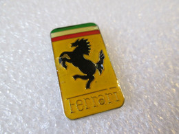 PIN'S    LOGO  FERRARI     26X15mm - Ferrari