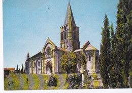 Cpsm Dentelée Grand Format. église Romane D'Aulnay De Saintonge - Aulnay