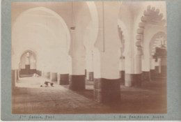 Photo Sur Carton 11cm X16,5 Cm. J. GEISER Alger -7 Rue Bab-Azoun Alger . INTERIEUR D'UNE MOSQUEE (Alger?) - Anciennes (Av. 1900)