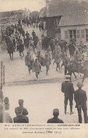 62 - AUBIGNY EN ARTOIS - PAS DE CALAIS - CONVOI DE 250 PRISONNIERS AYANT EN TÊTE 8 OFFICIERS - VOIR 2 SCANS - Aubigny En Artois