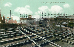 ANGLETERRE  NEWCASTLE  Railway Crossing Central Station - Andere & Zonder Classificatie