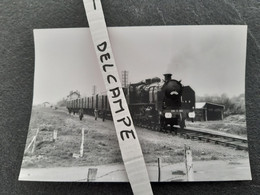 SNCF : Photo Originale J BAZIN 10 X 15 Cm : Locomotive à Vapeur 230 G 352 à LIGRE - RIVIERE (37) Le 27/03/1966 - Treinen