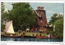 CPA  (Réf: Q 080) GIETHOORN  (PAYS-BAS) Kampeermolen (très Animée, Canotage) - Giethoorn