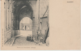 (77) LAGNY . REMOULEUR Et Son Matériel Sous La Porte De L'ancienne Abbaye / Ets GUYOT) - Lagny Sur Marne