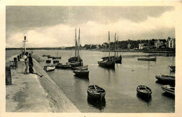 Piriac Sur Mer * La Jetée Et Les Sardiniers * Bateau De Pêche Pêcheurs - Piriac Sur Mer