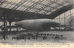 CPA AVIATION LE DIRIGEABLE LEBAUDY LE JAUNE DANS LA GALERIE DES MACHINES - Zeppeline