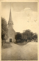 28 - Montigny Sur Avre - Place De L'église - Montigny-sur-Avre