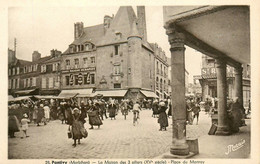 Pontivy * Place Du Martray * Grands Magasins DEHAPIOT * Marché - Pontivy