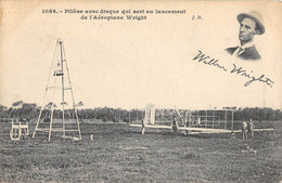 CPA AVIATION PILONE AVEC DISQUE QUI SERT AU LANCEMENT DE L'AEROPLANE WRIGHT - ....-1914: Précurseurs