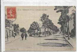 D 79. THOUARS.  L AVENUE DE LA GARE.  CARTE ECRITE AN 1915. - Thouars