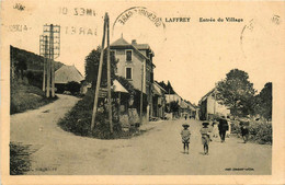 Laffrey * Route De L'entrée Du Village * Hôtel Des Lacs - Laffrey