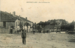 Montigny Le Roi * La Rue Du Château Fort * Villageois - Montigny Le Roi