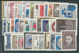 AUTRICHE - 1983 - ANNEE COMPLETE ** MNH  - COTE YVERT = 46.8 EURO - Años Completos