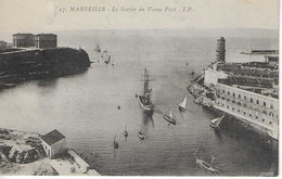 Carte Postale - CPA Dpt N°13 BOUCHES DU RHONE - Ecrite Et Datée De 1913 - MARSEILLE - La Sortie Du Vieux Port. - Vieux Port, Saint Victor, Le Panier