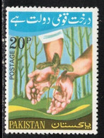 PAKISTAN Scott # 368 MH - Planting Trees - Pakistan